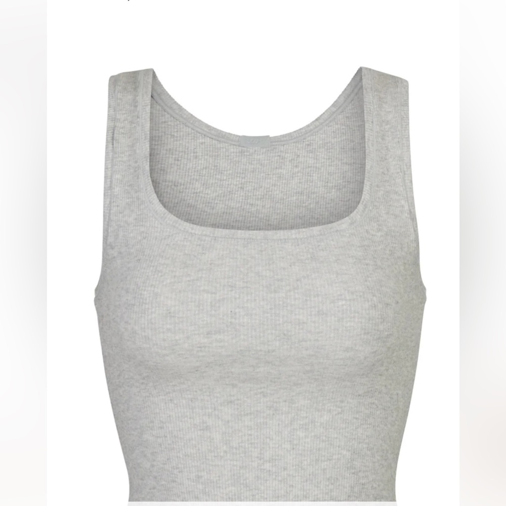 Skims tank top